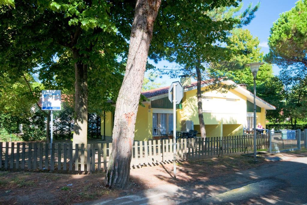 Fiori Villa Bibione Exterior photo