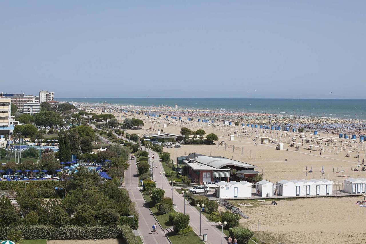 Fiori Villa Bibione Exterior photo